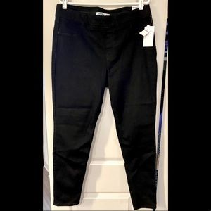 Old Navy Rockstar Jeggings 16 (NWT)